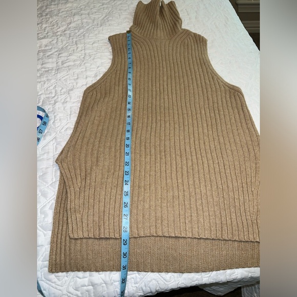 H&M turtle neck sweater - Picture 6 of 8